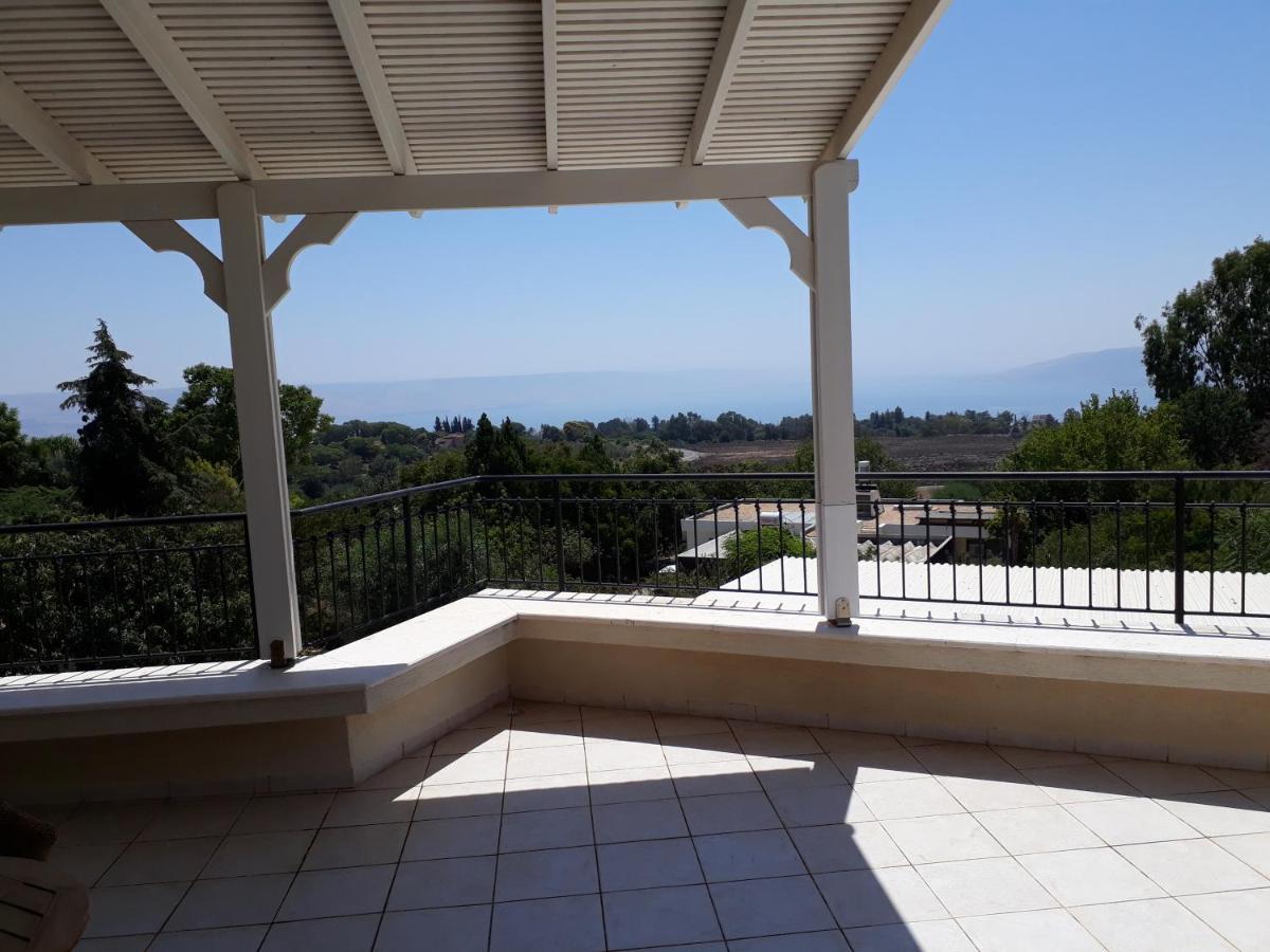 למרפסת La Balcona Apartment Chorazim Bagian luar foto