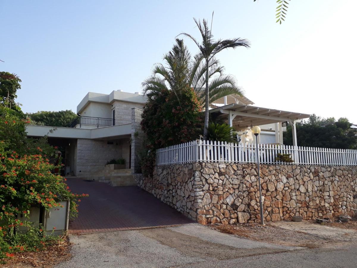 למרפסת La Balcona Apartment Chorazim Bagian luar foto